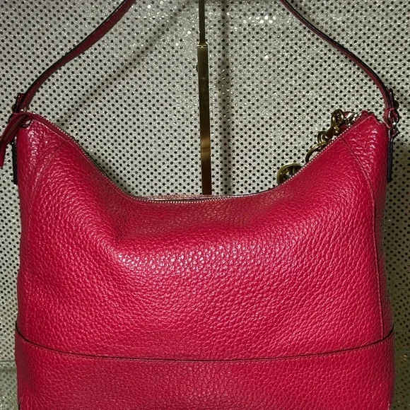 Kate Spade NY Red Pebbled Leather Hobo Bag w/Gold Keychain 15” x 11” x 3” EUC - Picture 3 of 14